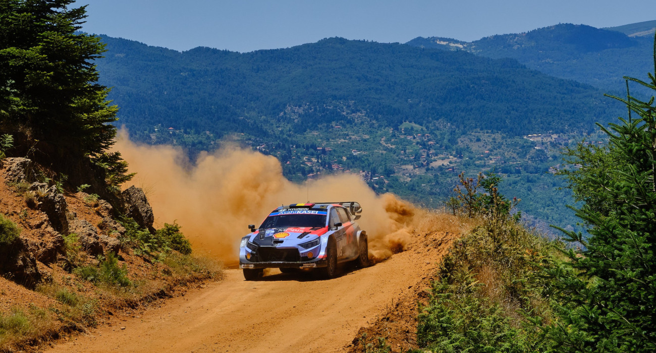 Ο Τιερί Νεβίλ/ @Rally Acropolis