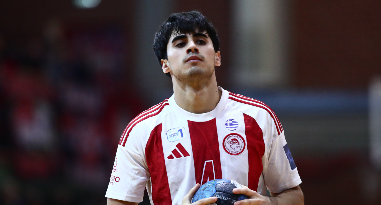 O Λουτσιάνο Ούγκο Σκαραμέλι Εσκαλόνα σε αγώνα του Ολυμπιακού / Πηγή: Eurokinissi