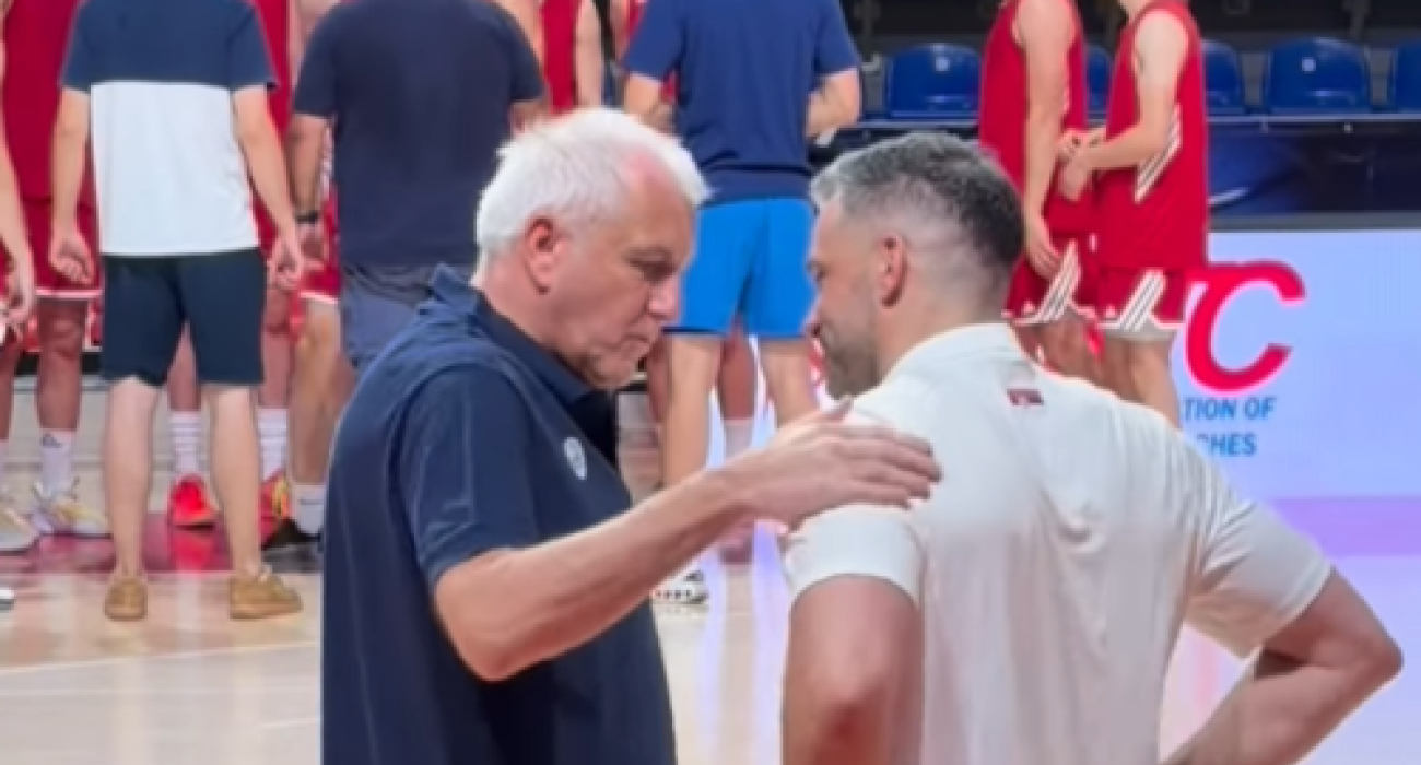 Ο Ζέλικο Ομπράντοβιτς με τον Ντούσαν Αλιμπίγιεβιτς / PrintScreen