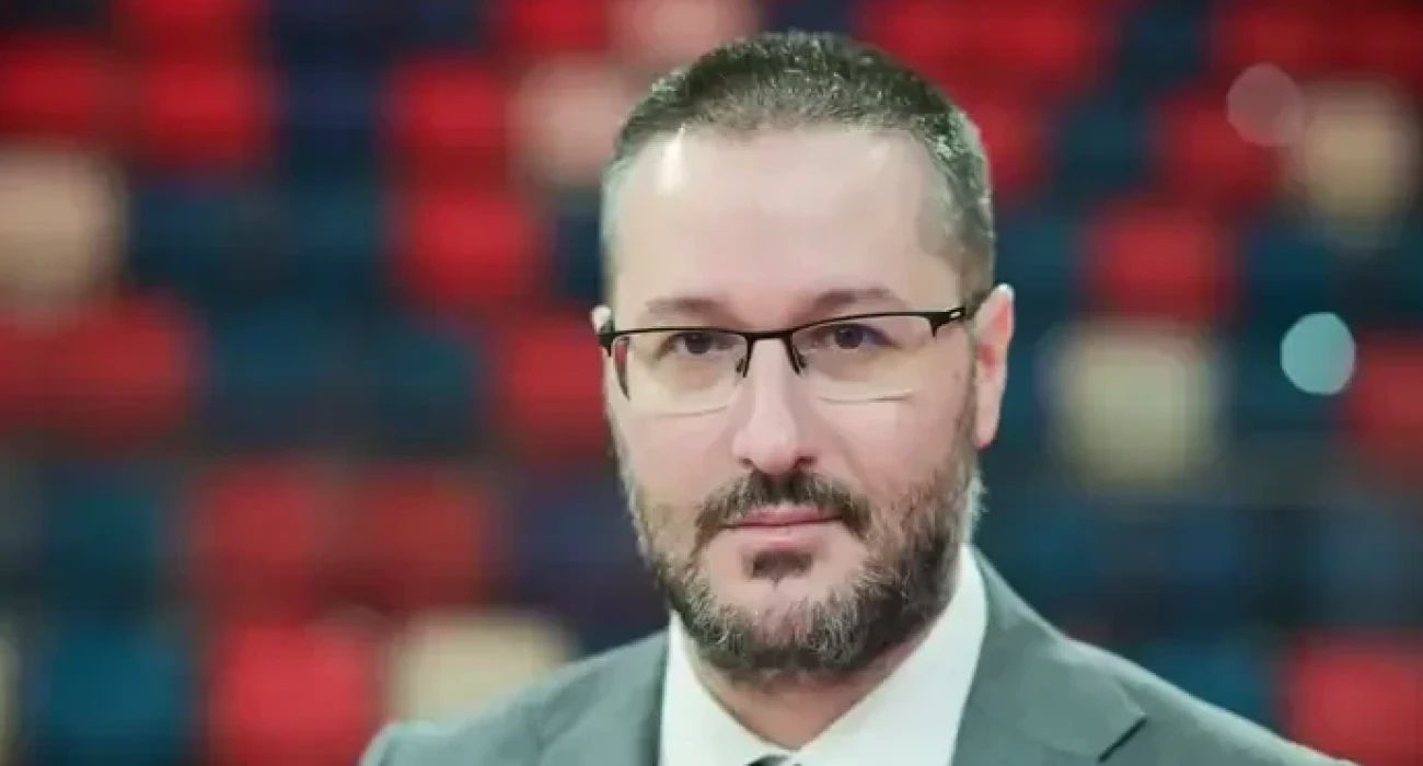 Ο Γιώργος Χήνας στο Athletiko: «Ολυμπιακός και Παναθηναϊκός είναι υπέρ της πολυετούς παρουσίας της Χάποελ στην Euroleague»