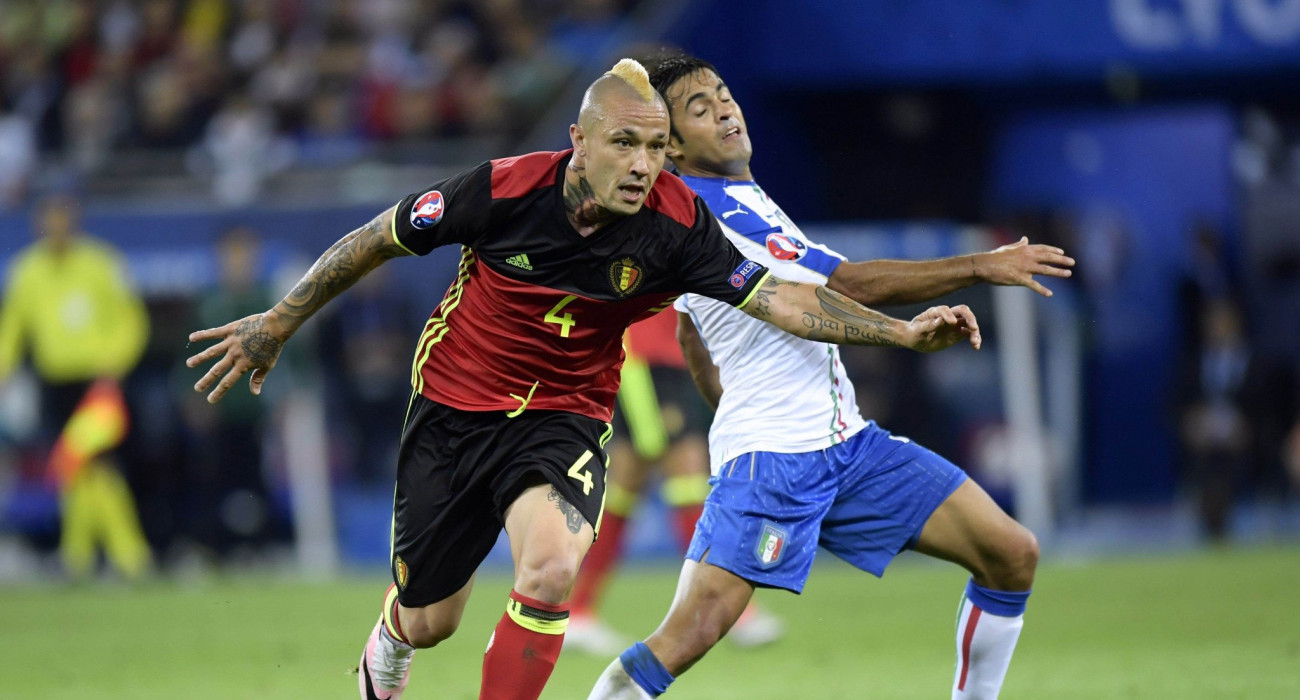 Ο Ράτζα Ναϊνγκολάν με την εθνική Βελγίου / Πηγή: Intime