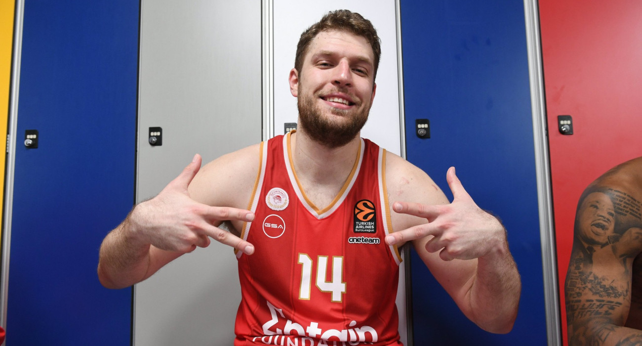 Ο Βεζένκοφ επέστρεψε με έναν στόχο στον Ολυμπιακό και αυτός δεν είναι απλά το Final-4