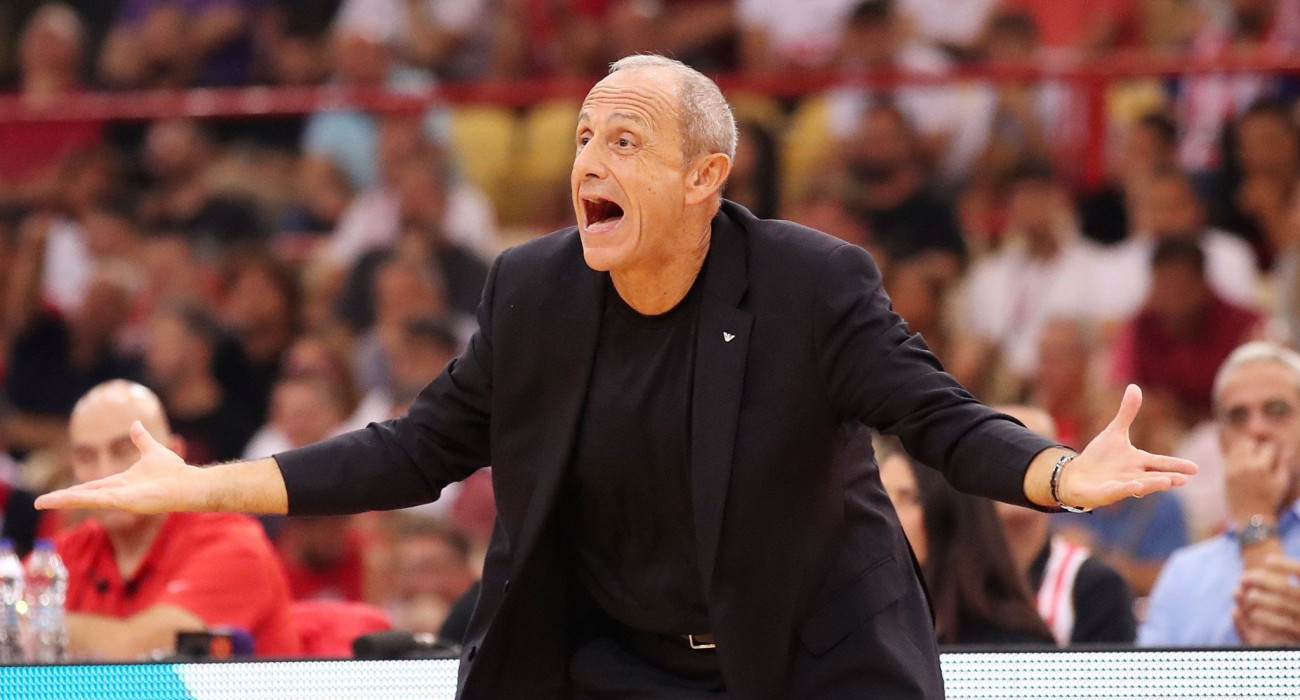 Ο Έτορε Μεσίνα στον πάγκο της Μιλάνο, Πηγή: Intime