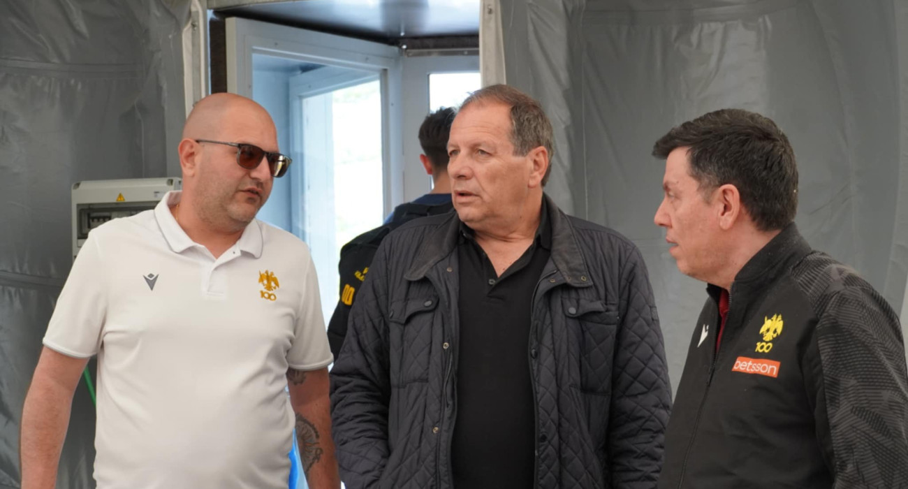 Δίπλα στην Ακαδημία της ΑΕΚ ο Μάκης Αγγελόπουλος, είδε το τουρνουά «Ευάγγελος Δερμανούτσος»