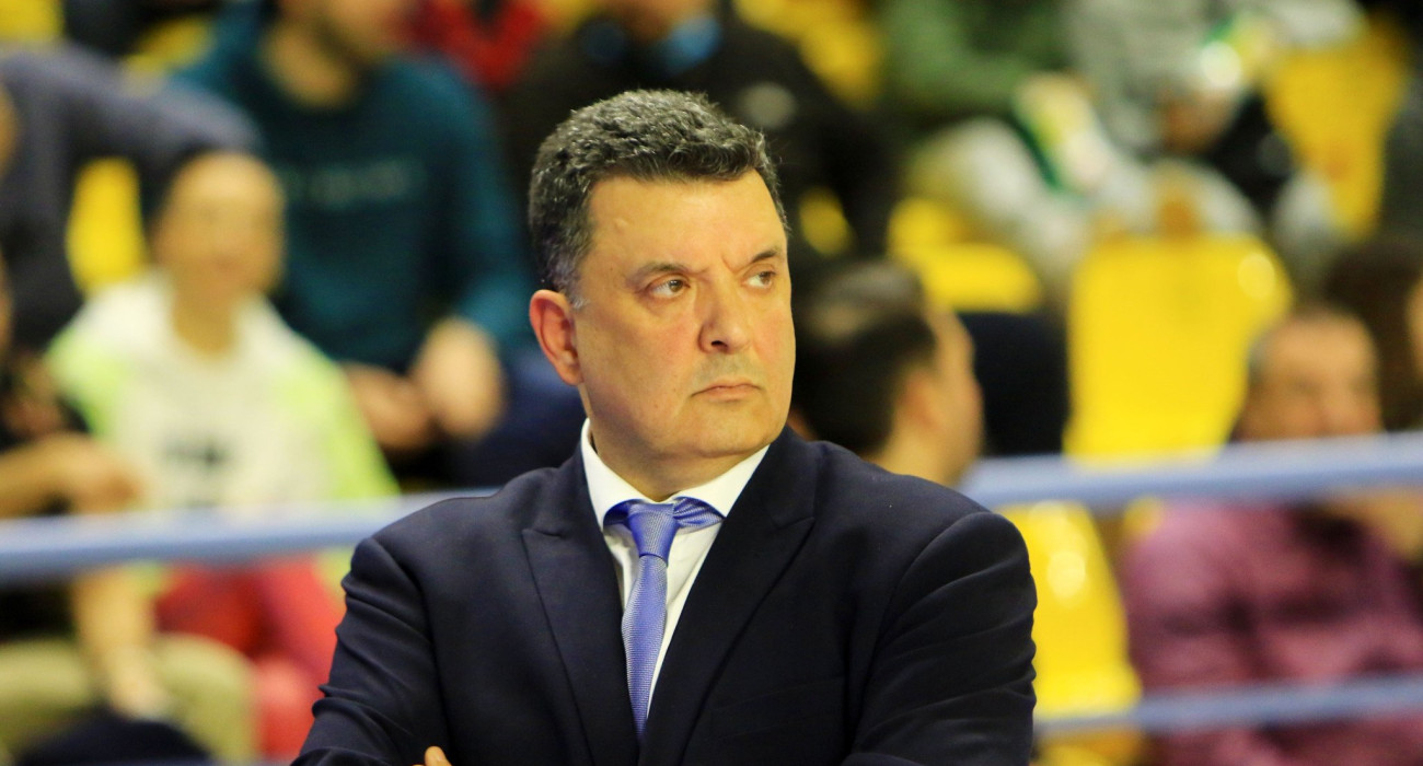 Στη λίστα του Περιστερίου ο Αγγέλου για τη θέση του προπονητή