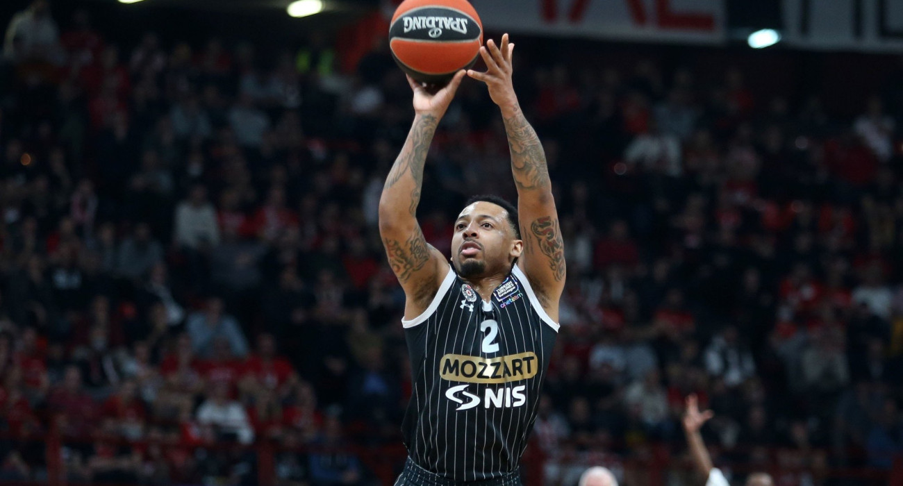 Απολογήθηκαν οι παίκτες της Παρτίζαν για τον καυγά στο κέντρο του Βελιγραδίου