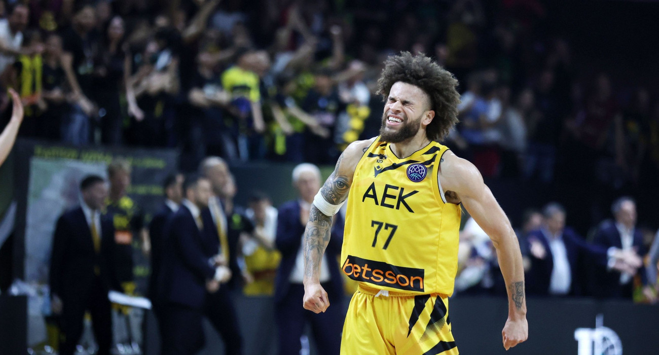 Οι τέσσερις λέξεις-μήνυμα του Χέιλ που έγιναν πράξη απ' όλη την ΑΕΚ Betsson