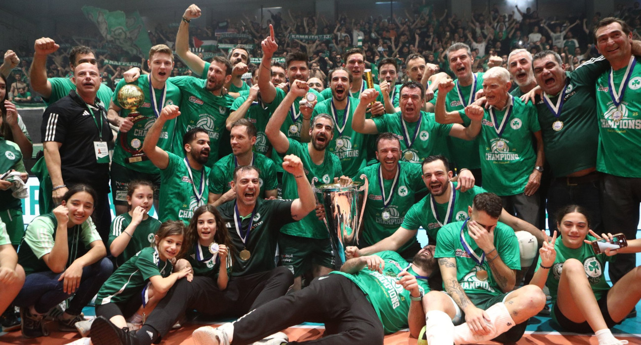 Η πρωταθλήτρια ομάδα βόλεϊ του Παναθηναϊκού - ΠΗΓΗ: Eurokinissi