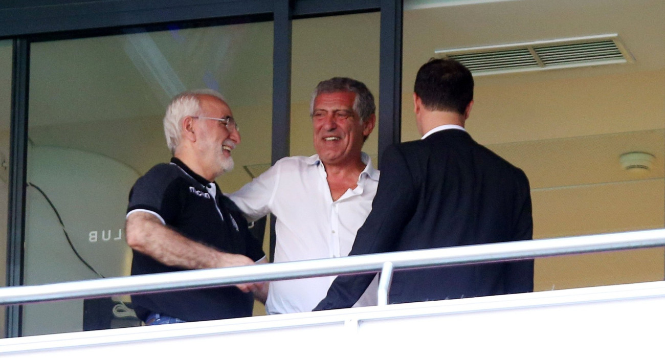 Με ειδική φανέλα και τον Φερνάντο Σάντος στην Τούμπα το αντίο του ΠΑΟΚ στον Βιεϊρίνια