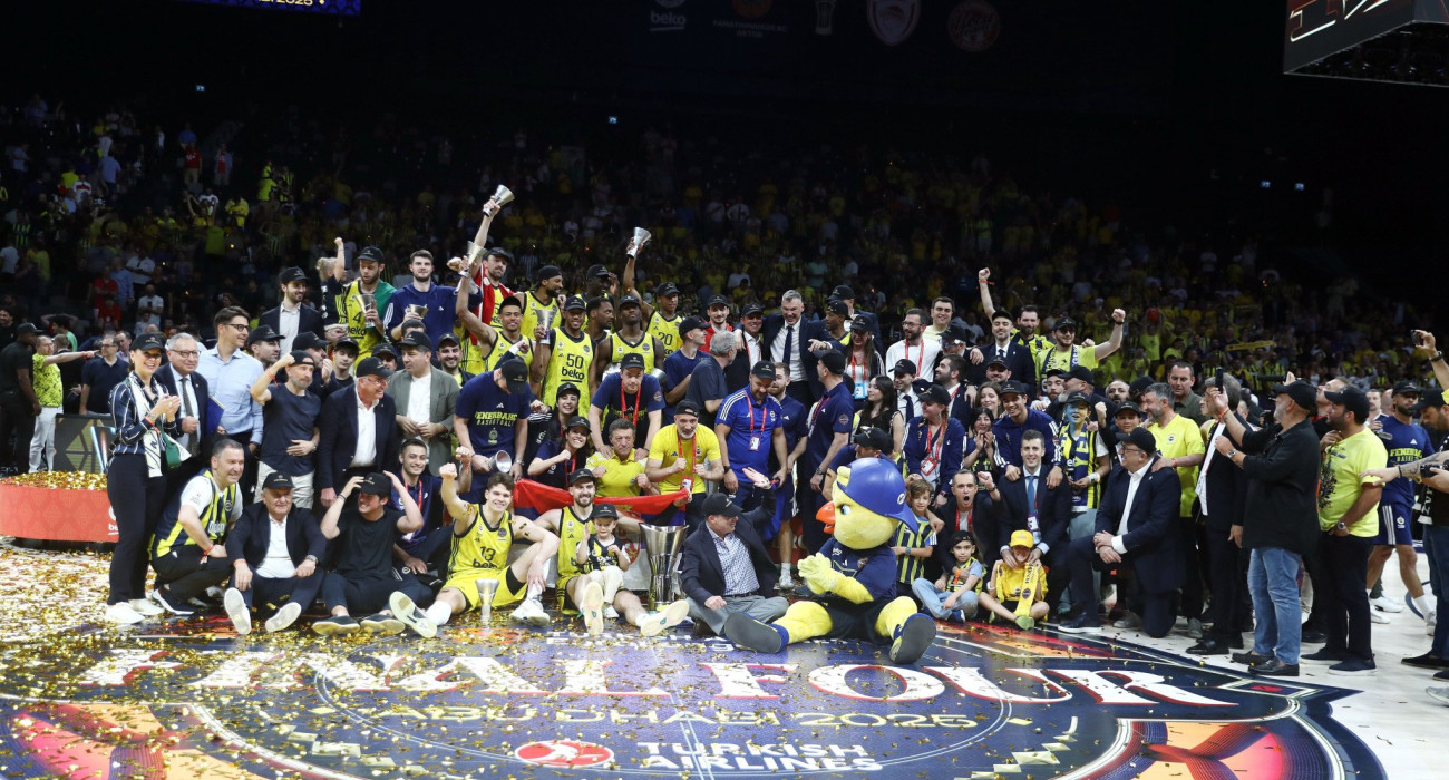 Πρόσθεσε δεύτερο αστέρι η Φενέρμπαχτσε για την Euroleague που κατέκτησε (video)