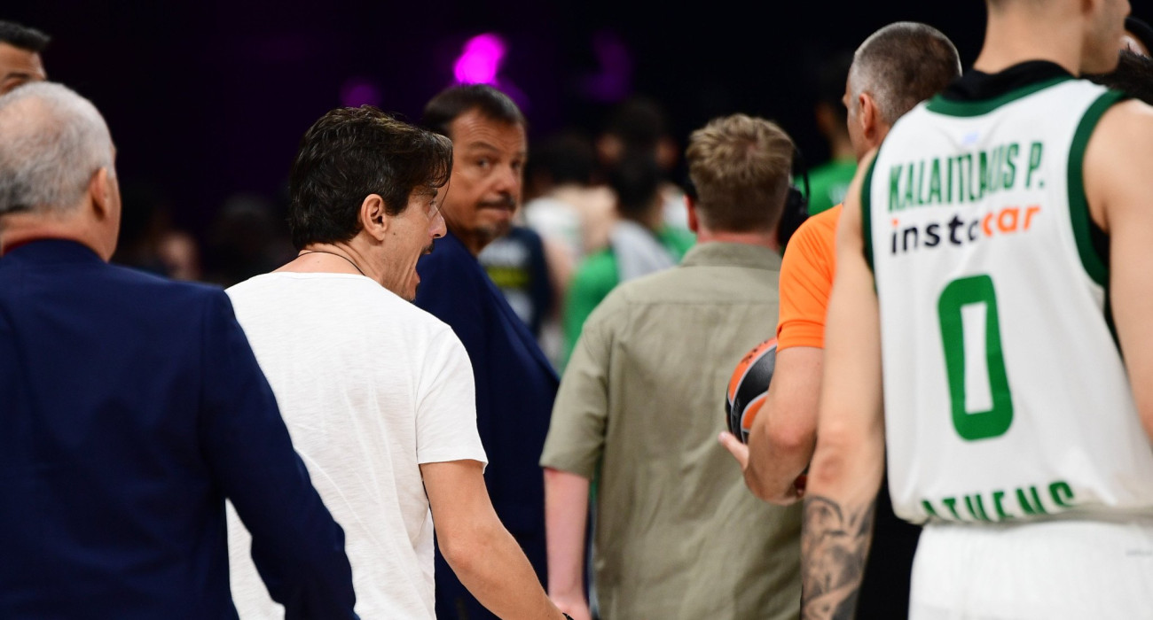 Έξαλλος ο Γιαννακόπουλος με τη διαιτησία, τα «έχωσε» σε Περούγκα, Λοτερμόζερ και Ντιφαλά