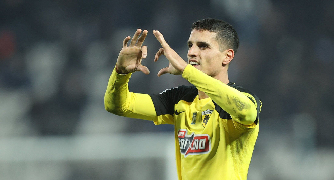 Ο Έρικ Λαμέλα πανηγυρίζει με την ΑΕΚ / Πηγή: Eurokinissi