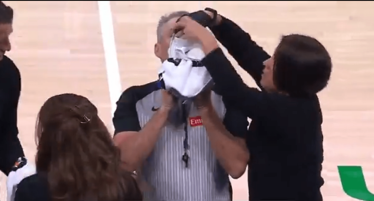 Ο Ντορτ χτύπησε άτσαλα στο τζάμπολ τον διαιτητή Φόστερ και του μάτωσε τη μύτη