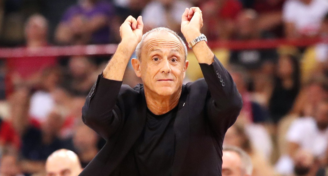 Ο Μεσίνα για το μέλλον του στην Αρμάνι: «Αν θέλουν κάτι άλλο...»