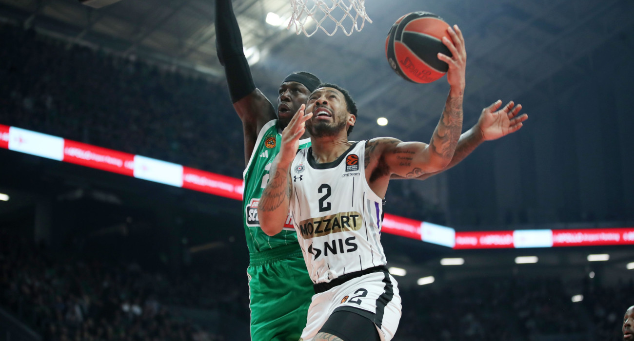 Έτοιμη να... δέσει τον Κάρλικ Τζόουνς η Παρτίζαν