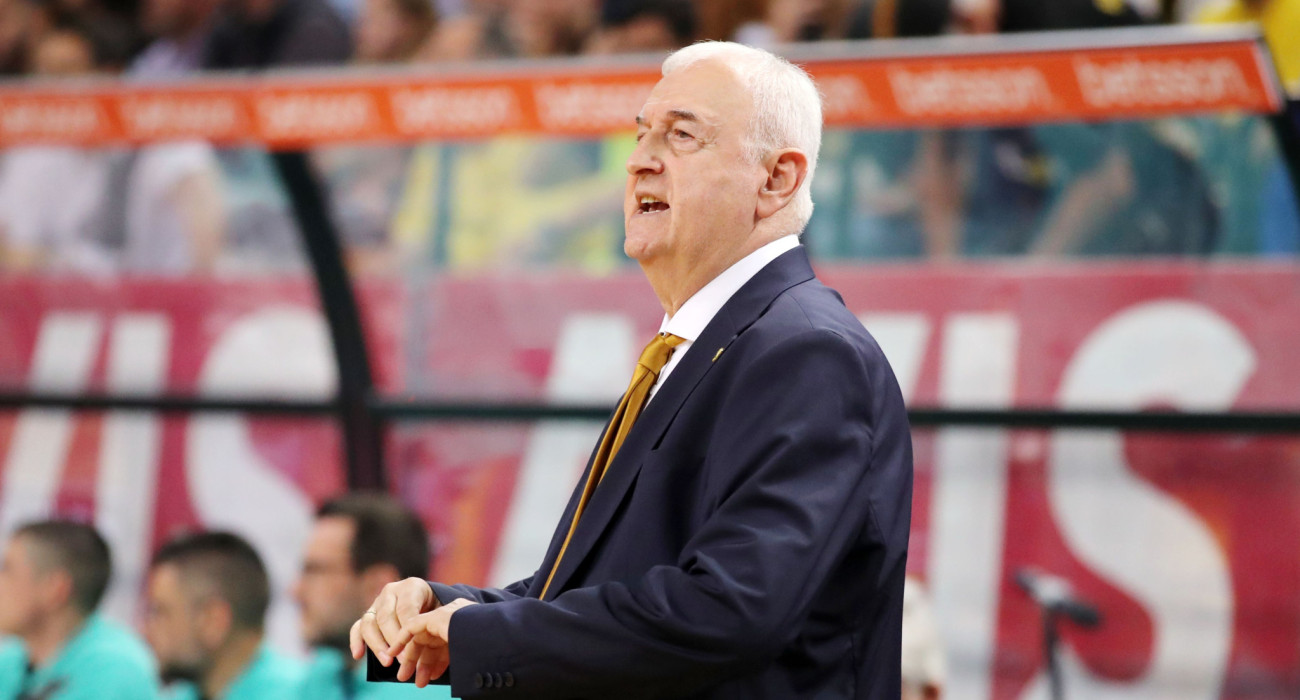 Ο Σάκοτα είπε «αντίο» στον Χατζηχρήστο: «Ήταν μαχητής, σοκαρίστηκα όταν έμαθα ότι έφυγε»