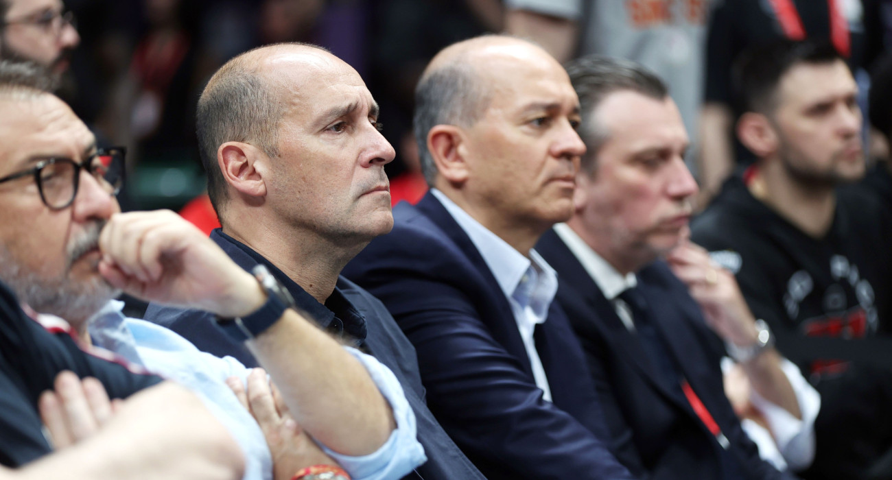 Ολυμπιακός: «Ο Σκινδήλιας αναγκάστηκε να κάνει μήνυση στη Δέσποινα Γιαννακοπούλου – Δεν απειλούμε παιδιά»