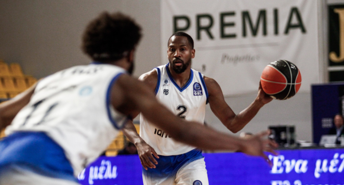 Έβαλε τέλος στην καριέρα του ο Χολ: «Ευγνώμων που έπαιξα το παιχνίδι που αγαπώ»