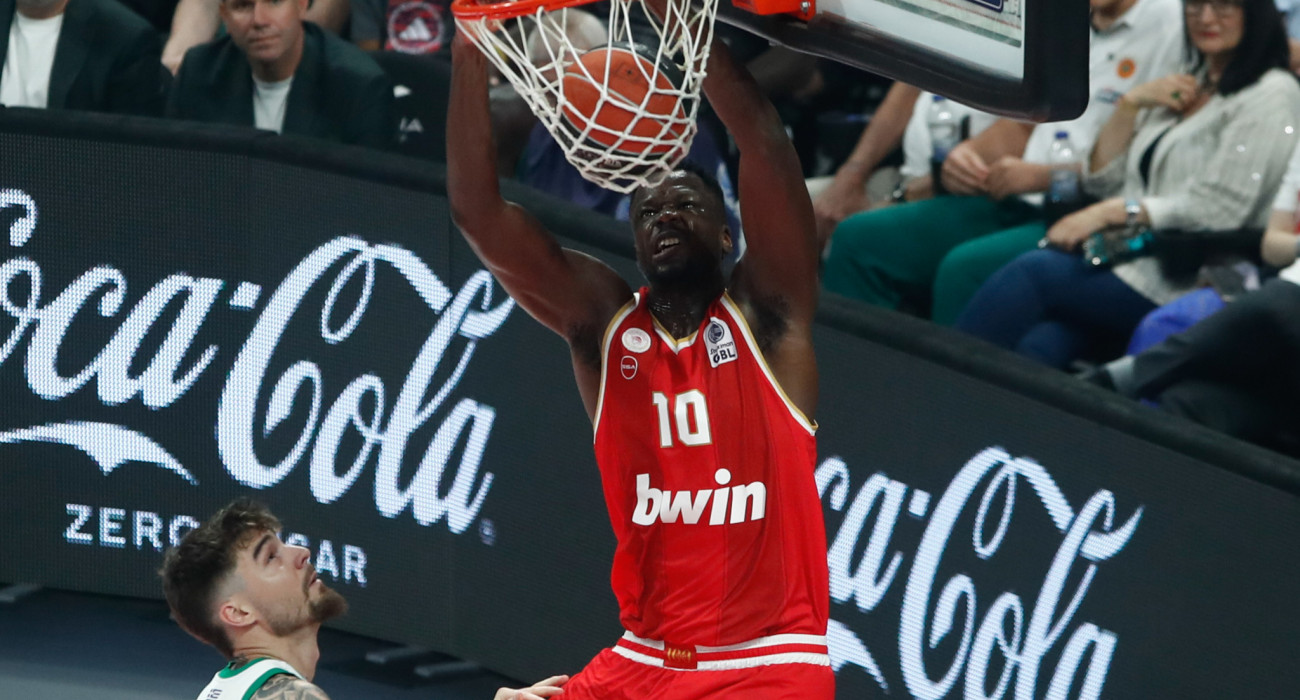 Φαλ: «Κακό παιχνίδι για εμάς, να παίξουμε έξυπνα στο ΣΕΦ» (video)