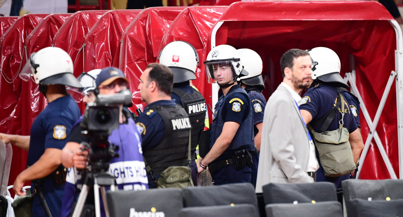 Ισχυρές αστυνομικές δυνάμεις στο ΣΕΦ για τον τέταρτο τελικό