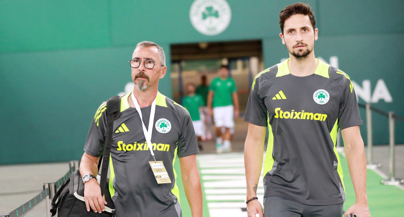 Ο Παναγιώτης Αλεξανδρόπουλος (αριστερά στη φωτογραφία) αποχωρεί από τη θέση του επικεφαλής της ιατρικής ομάδας του Παναθηναϊκού μετά από μία «γεμάτη» τριετία - ΠΗΓΗ: ΙΝΤΙΜΕ