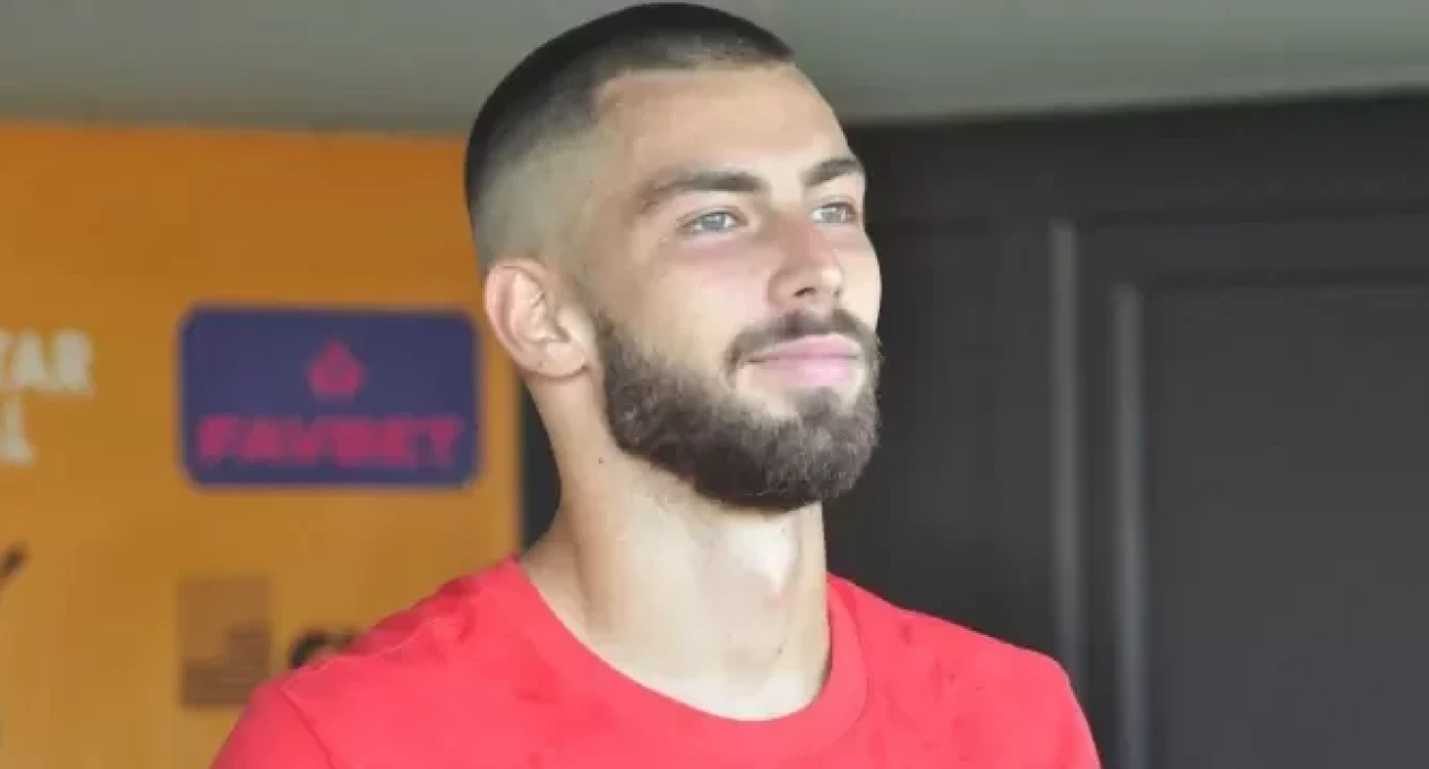 Σενάρια για Γιερμάκοφ στον Ολυμπιακό