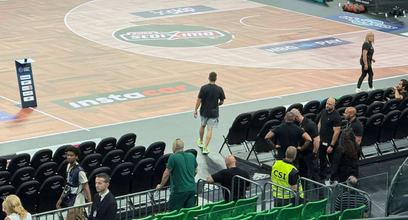 Εικόνες από το ΟΑΚΑ: Δεν τοποθετήθηκε η καρέκλα του Δημήτρη Γιαννακόπουλου στα court seats