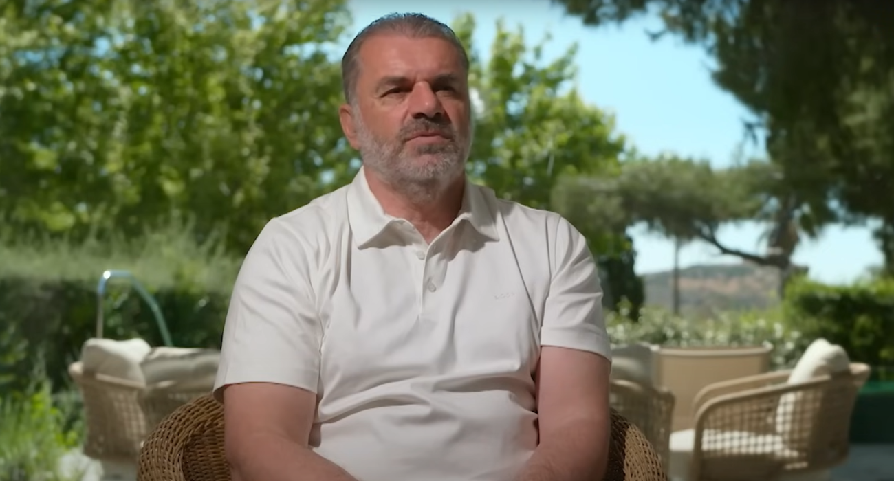 Ο Άγγελος Ποστέκογλου / Screenshot