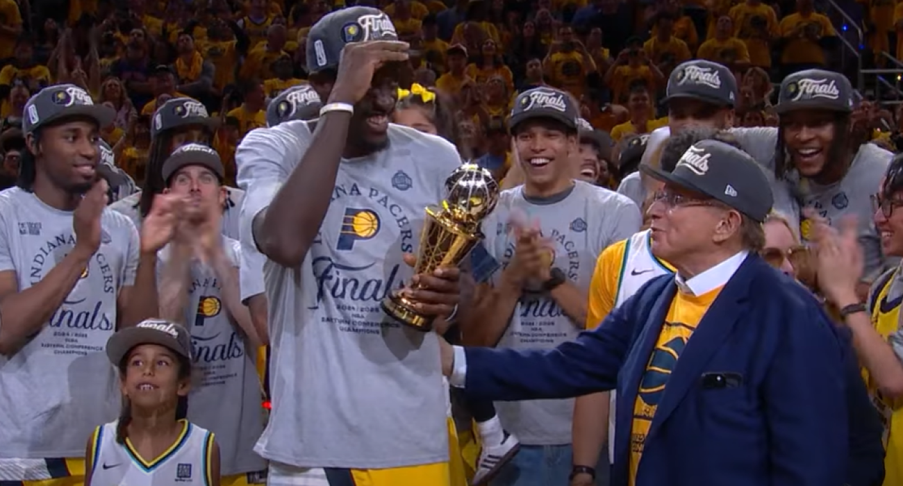 Ο Σιάκαμ διαδέχθηκε τον Μπράουν και αναδείχθηκε MVP των τελικών της Ανατολής