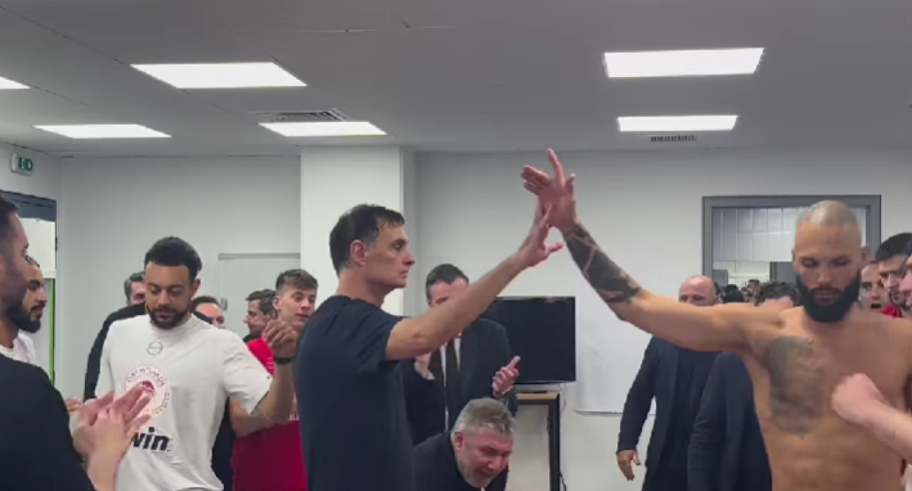 Η ομιλία του Μπαρτζώκα στο ΟΑΚΑ μετά τη νίκη: «Κανένας πανηγυρισμός, πετύχαμε κάτι σπουδαίο εδώ μέσα - Την Κυριακή έχουμε ακόμη ένα ματς»(video)