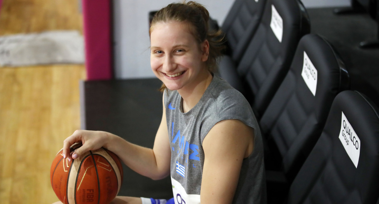 Η Έλενα Μποσγανά στο Athletiko: «Η Εθνική είναι πολύ δεμένη ομάδα»