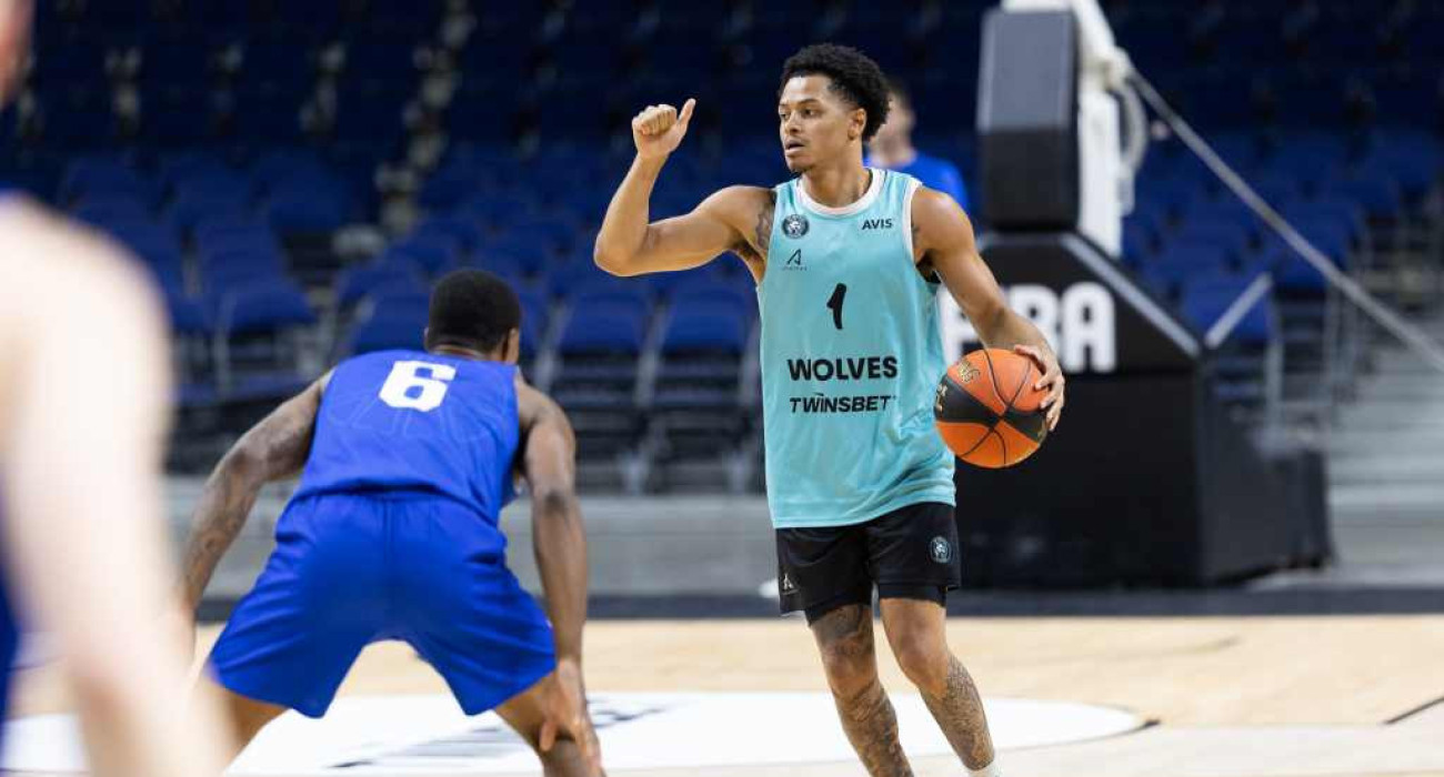 Μπεσίκτας και Μπαχτσεσεχίρ στο... κυνήγι του Άντονι Κάουαν