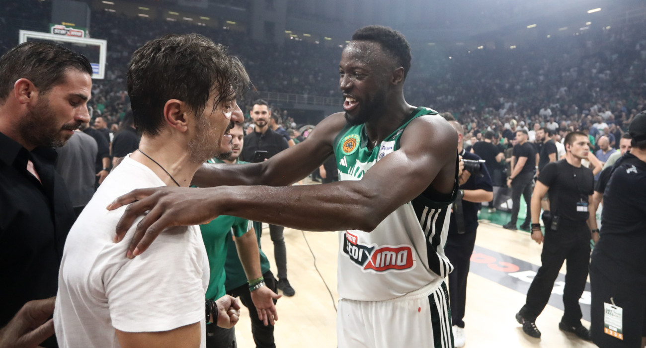 Ο Τζέριαν Γκραντ με τον Δημήτρη Γιαννακόπουλο, Πηγή: Eurokinissi