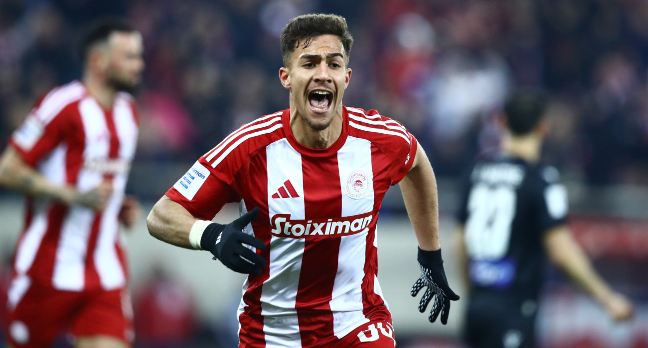 Η ώρα των υπογραφών για Κωστούλα: Από τη Μύκονο στο Μπράιτον, μέσω Ρίο Ντε Τζανέιρο και... Αντσελότι