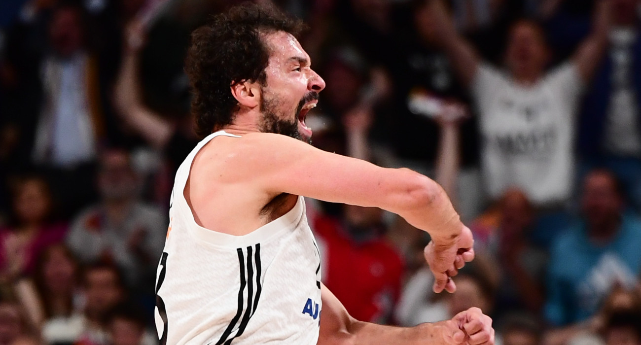 Η Μάλαγα αντιστάθηκε σθεναρά, αλλά η Ρεάλ τη νίκησε ξανά και απέχει μία νίκη από τους τελικούς