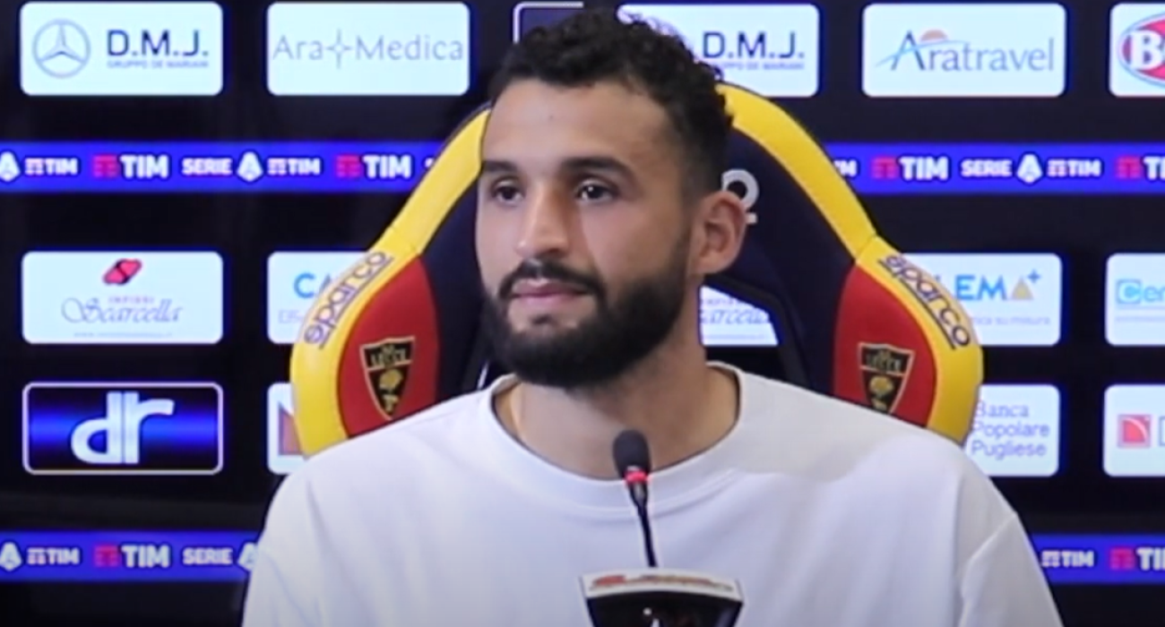 Ο Αχμέντ Τουμπά προανήγγειλε τη μεταγραφή του στον Παναθηναϊκό με ένα τριφύλλι