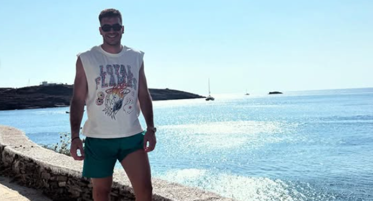 Στιγμές χαλάρωσης για Ιωαννίδη και Βουλγαράκη στην Κύθνο