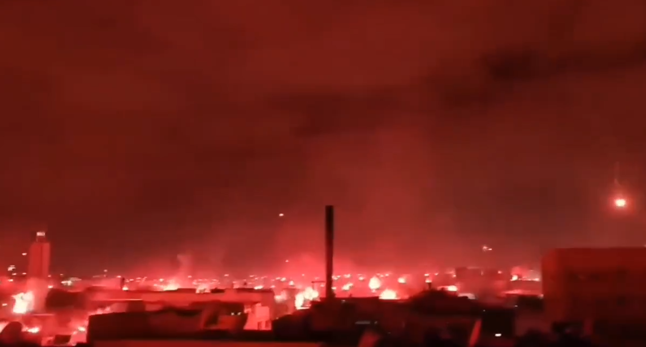 Οι οπαδοί της Ράγια Καζαμπλάνκα έβαλαν φωτιά σε όλη τη πόλη! (videos)