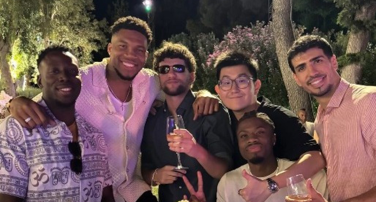 Ινκόγκνιτο επίσκεψη του Ρίτσαρντ Σιάο στο Αλεξάνδρειο - Είδε γήπεδο, γραφεία και αποχώρησε