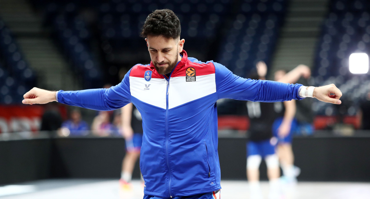 Αυτά ζητάει ο Μίτσιτς στην αγορά, τι ισχύει με τον Ολυμπιακό