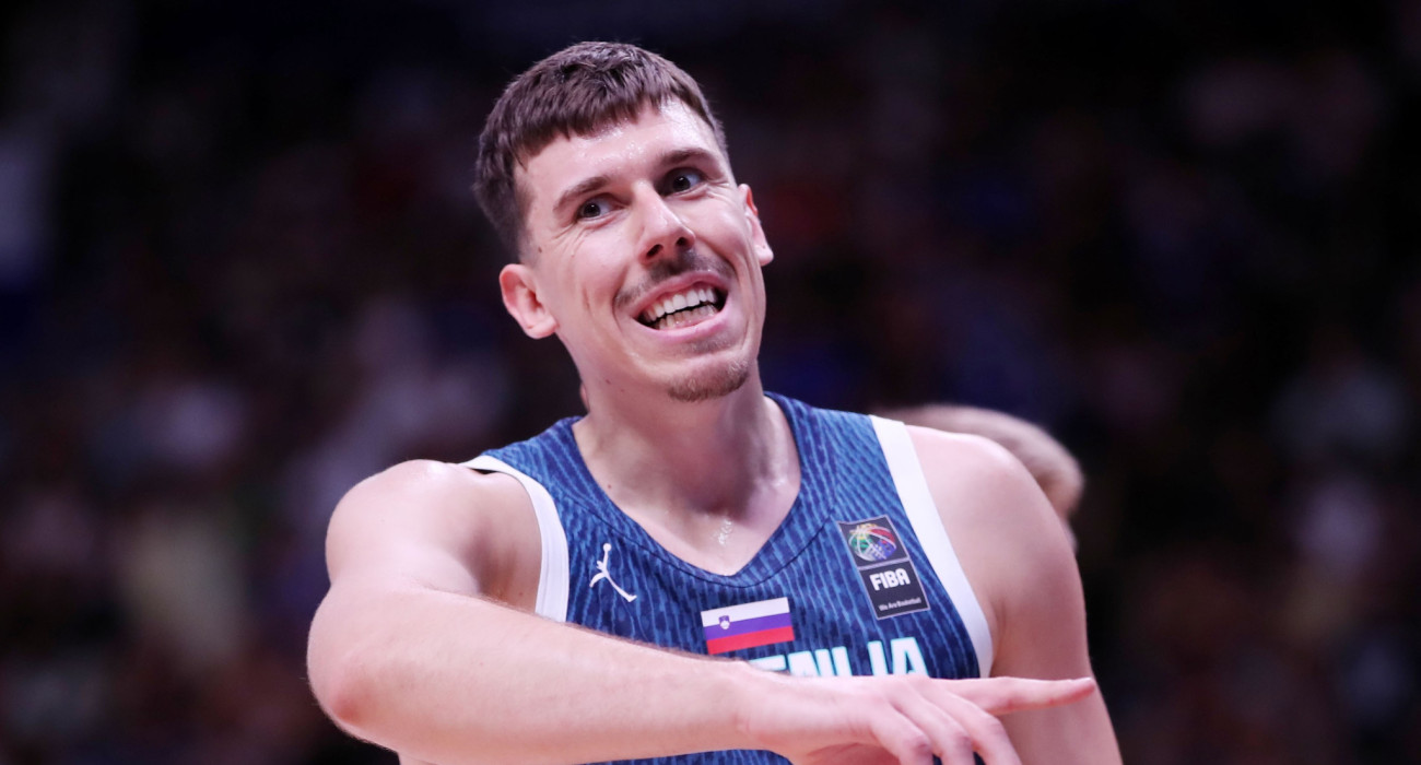 Ο Βλάτκο Τσάντσαρ με τη φανέλα της Σλοβενίας, Πηγή: Intime