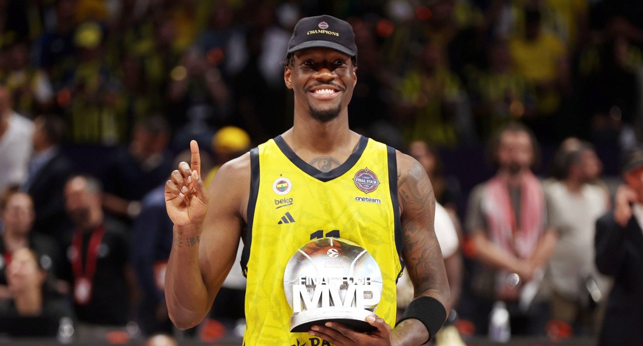 Το buy out του Χέις-Ντέιβις ανοίγει τον δρόμο για... Μίτσιτς και μεγάλες κινήσεις στην Φενέρμπαχτσε