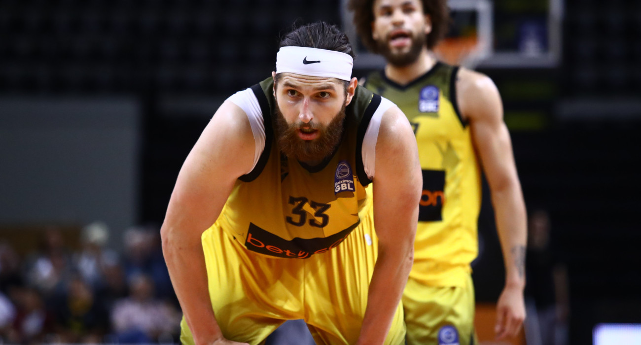 Από την ΑΕΚ στην Μανρέσα ο Γκόλντεν