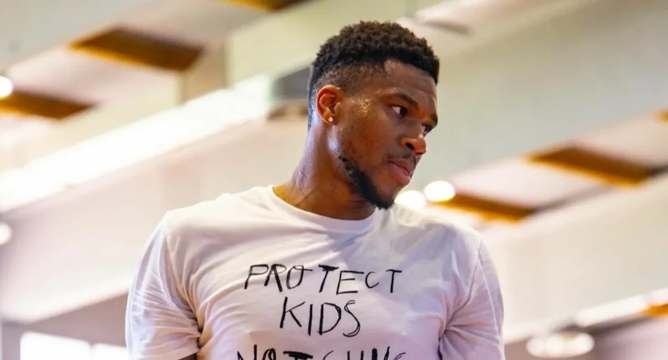 Αντετοκούνμπο: «Προστατέψτε παιδιά, όχι όπλα»