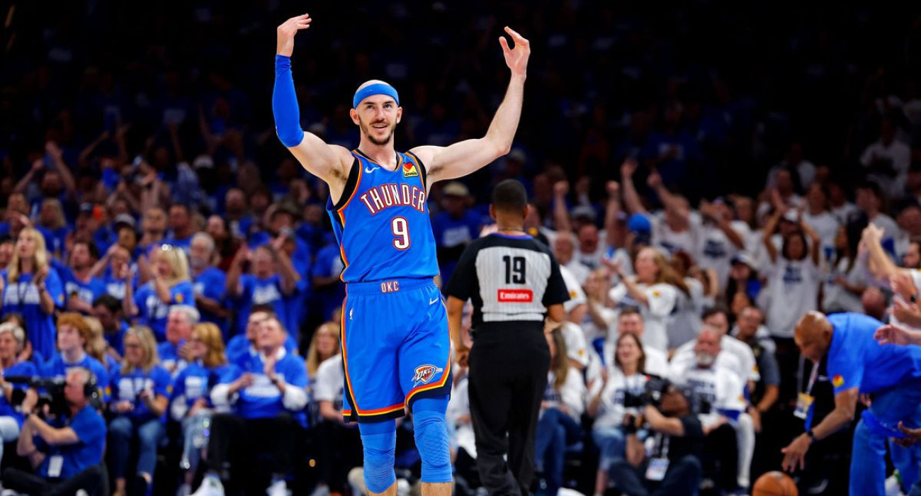 Όταν η ΑΕΚ έφτασε μια ανάσα από τον Άλεξ Καρούσο και τον έχασε λόγω... Λόνζο Μπολ