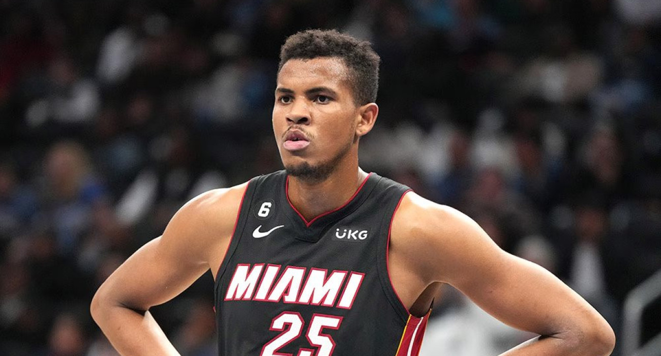 Στη λίστα του Ολυμπιακού ο Ορλάντο Ρόμπινσον για τη θέση του σέντερ