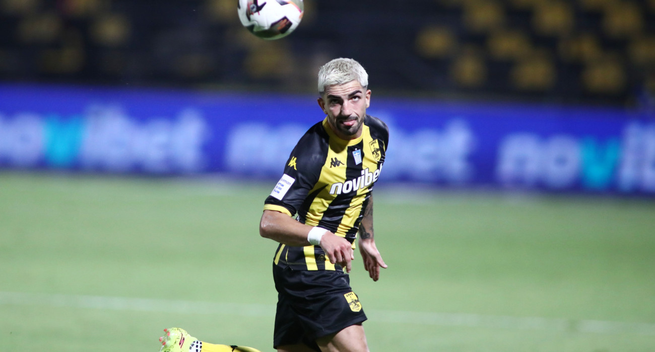 Εγινε πατέρας ο Μόντσου και αύριο πάει Ολλανδία