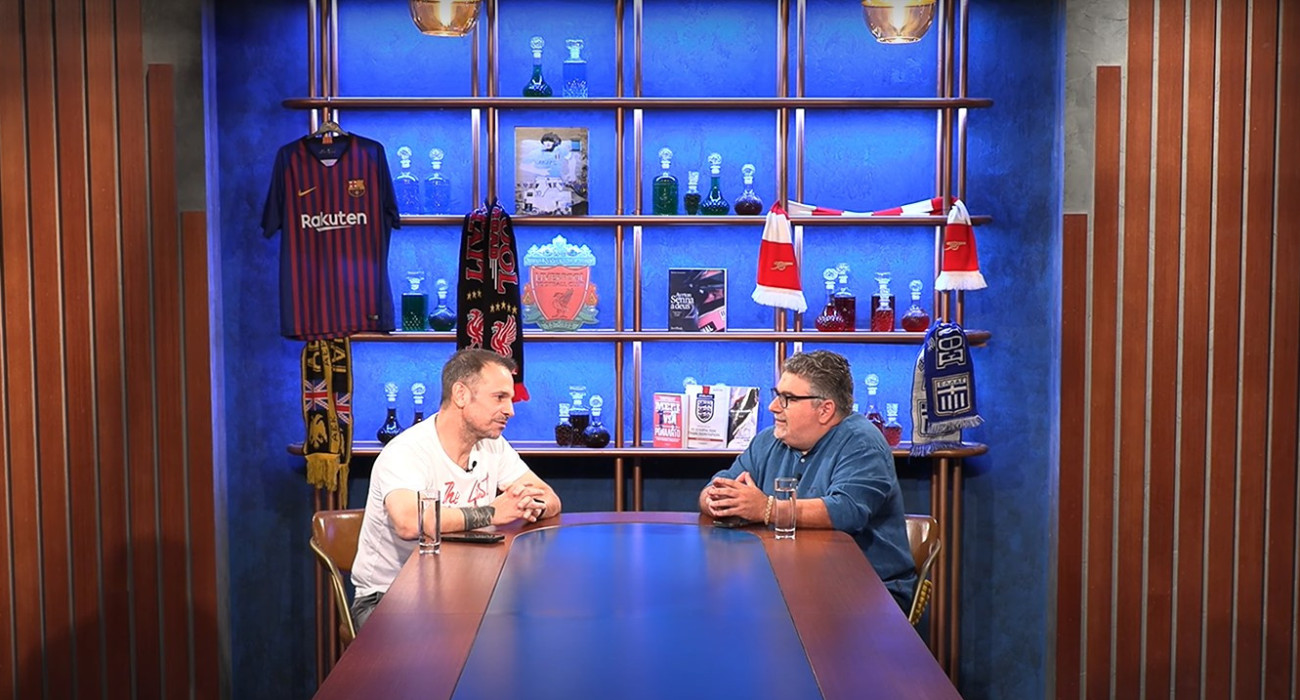 Build up: Ο Ντέμης Νικολαΐδης αποκαλύπτει την ιστορία πίσω από το «Μόνη ξανά δεν θα σ' αφήσω»