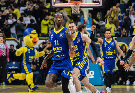 Βουίζει η Τουρκία: «Ο Χέιζ-Ντέιβις απέρριψε τη Φενέρ, ο Παναθηναϊκός ανέβασε την πρόταση»