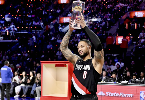 Ο Λίλαρντ κέρδισε τον διαγωνισμό τριπόντων χωρίς να έχει αγωνιστεί στη σεζόν